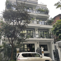 Chính Chủ Bán Gấp Biệt Thự Mặt Phố Mễ Trì Hạ 224M2, 5 Tầng, Hầm,Mặt Tiền12M Lô Góc Kd, Giá Rẻ 69 Tỷ Tl