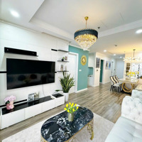 Cần Bán Gấp Căn Hộ 3 Ngủ Toà P5 Full Nội Thất, Giá Bán 8.950 Tỷ Bao Phí. Liên Hệ: 0913406118
