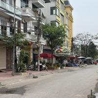 Đất Mặt Ngõ Quỳnh 35Mmặt Tiền5M Đg Oto Tránh