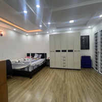 Bán Nhà 5 Tầng 56M2 - Ngã Tư Giang Văn Minh, Kim Mã - Nhà Đẹp - Giá Bán 11.95 Tỷ