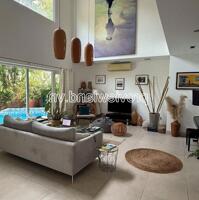 Cho thuê biệt thự Thảo Điền, 350m2, 3 tầng, sần vườn, hồ bơi, 4PN, khu an ninh