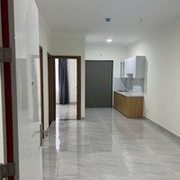 Nhượng Lại Căn 2 Phòng Ngủđã Decor Lại Nội Thất, View Hướng Mát. Liên Hệ: 0879665096