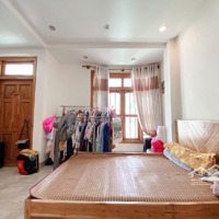 Bán Nhà Mặt Phố Nguyễn Trọng Tuyển, 12,5 Tỷ, 50M2, 4 Phòng Ngủ 4 Tầng, Pháp Lý Đầy Đủ, Hot!