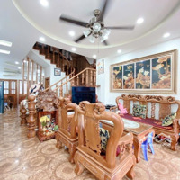 Bán Nhà Mặt Phố Nguyễn Trọng Tuyển, 12,5 Tỷ, 50M2, 4 Phòng Ngủ 4 Tầng, Pháp Lý Đầy Đủ, Hot!