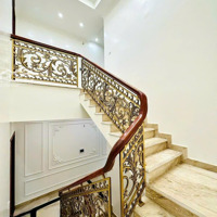C.h.o T.h.u.ê N.h.à Ngõ To Lạch Tray Ô Tô Đỗ Cửa - 80M2