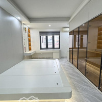 Cho Thuê Nhà 4 Phòng Ngủ Tại Tứ Liên, Tây Hồ