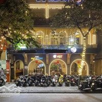 Cho Thuê Nhà Mặt Phố Quảng An. Sân Vườn Không Gian Xanh Cực Đỉnh. Diện Tích Hơn 300M2. Mặt Tiền 10M