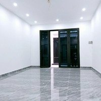 Chưa Đến 1 Tỷ Có Căn Nhà Mới 2 Tầng, Phố Hoàng Công Khanh. Ô Tô Đỗ Cửa Ngày Đêm. Gần Bệnh Viện Nhi.