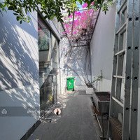 Hàng Hiếm ! Chủ Thiện Chí Bán Biệt Thự Sân Vườn 200M2 3 Lầu Siêu Đẹp Kdc Mười Mẫu, Q2 Chỉ 23,5 Tỷ
