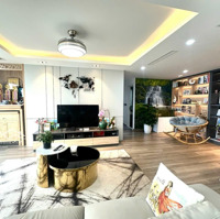 Bán Gấp Căn Hộ 152M2 Park 2 Premium Aquabay Giá Bán 9.7 Tỷ, Và Cắt Lỗ Vip 230M2; 15,8 Tỷ: Rất Rẻ Rồi Ạ