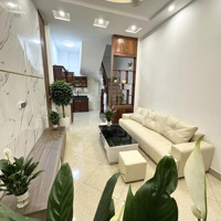 Chính Chủ Bán Nhà Hoàng Mai 33Mx5Tmặt Tiền3.8M 6.68 Tỷ Ô Tô Đỗ Cửa, Ngõ Thông Tứ Phía