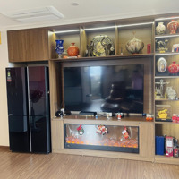 (Chính Chủ) Bán Căn Góc 3 Ngủ 2 Vệ Sinh130M2, Bc Đông Nam, Nhà Đẹp, Sổ Đỏ Cc. Giá Bán 8 Tỷ Golden Land