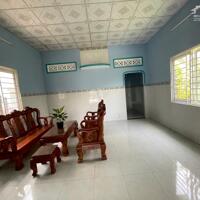 Nhà cấp bốn mặt tiền đường nhựa Tân An Thủ Dầu Một Bình Dương giá 2,15 tỷ
