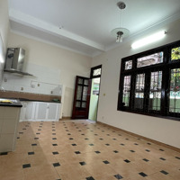 Cho Thuê Nhà Hẻm Xe Hơi Đường Cộng Hòa - P4- Quận Tân Bình.diện Tích5 X 18M, 3 Lầu