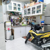Nhỉnh 2 Tỷ Nhà Trung Tâm P1 Bình Thạnh Giáp Q1 - Căn Góc Vuông Vức Nhà Mới Ở Ngay