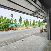XÃ LỖ GIẢM GIÁ BÁN NHÀ 1 TRỆT 1 LỮNG MẶT TIỀN TRỤC CHÍNH KHU NHÀ Ở HOÀNG HẢO, VĨNH LONG