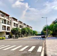 Cần Ra Gấp Căn Nhà Phố The Pearl Với Giá Bán 2,8 Tỷ, Nhà Gồm 1 Trệt 2 Lầu + Sân Thượng. Dtsd 181M2