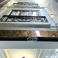 Bán Nhà Xã Đàn - Đống Đa, 35M2 6 Tầng Thang Máy Nhà Mới, Cách Mặt Phố 30M. Chỉ 8.5 Tỷ, 0981351179