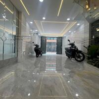 An cư lý tưởng: Nhà 5 tầng Tân Quý, 64m², rộng rãi, xe hơi tới cửa, sổ riêng