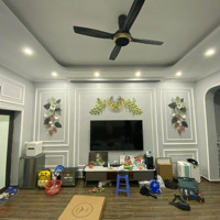 Hàng Hiếm! 7 Chỗ Vào Nhà, Sát Phố, Kinh Doanh Đỉnh, 50M2,Mặt Tiền4,5M Giá Bán 15,1 Tỷ.