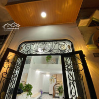 Bán Nhà Đẹp Ngõ Hoà Bình, Lõi Q.đống Đa, 28M, Ngõ 3 Gác,Full Nội Thất, Giá Chỉ 6,28Tỷ