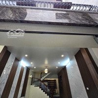 Lõi Cầu Giấy - Hiếm Nhà Bán - Công Năng Đỉnh- Sổ Đỏ 65 M Sử Dụng Thực Tế 72 M- Mặt Tiền Khủng-13,5Đ