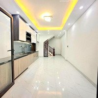 Bán Gấp Nhà Quang Trung 10M Ra Mặt Phố. Trung Tâm Hà Đông. Tiện Ích Bạt Ngàn.