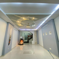 Nhà Đẹp Quận 8 Gần Phú Mỹ Hưng 120M² Pháp Lý Chuẩn Giá Tốt Nhất Khu Vực!