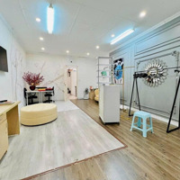 Cần Tài Chính Bán Gấp Nhà Mặt Phố Văn Miếu Giá Bán 25 Tỷ,Diện Tích55M2, Hè Rộng