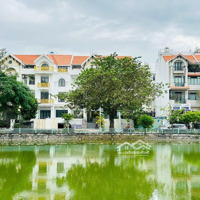 Hàng Thơm - Biệt Thư Kdc Him Lam, P. Tân Hưng Q7 Giá Tốt 35 Tỷ