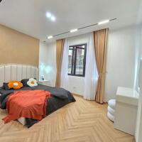 Bán nhà phố Bạch Mai, Hai Bà Trưng 37m, 5 tầng. Giá: 8.2 tỷ. LH: 0937158386