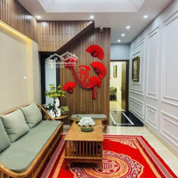 5 Tầng Thang Máy Nội Thất Đẹp Nhiều Pn, Ngõ Rộng, Phố Hoàng Mai Gần Phố Trương Định Quận Hoàng Mai
