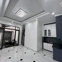 Bán nhà phố Vọng, Hai Bà Trưng 35m, 5 tầng. Giá: 8.9 tỷ. LH: 0937158386
