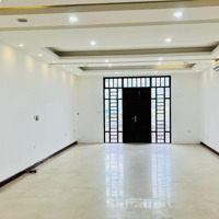 Siêu Phẩm Toà Văn Phòng Mặt Phố Trung Kính Cầu Giấy,Diện Tích94M 7Tmặt Tiền5.4M Kd 110 Triệu/Tháng.
