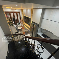 Thuê Nhà Tân Mai 5 Tầng 3 Phòng Ngủ 33M2