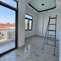 Bán nhà mới xây 3 tầng – hẻm đường 23/10, xã Vĩnh Hiệp, TP. Nha Trang.