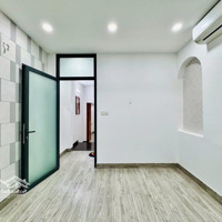 Nhà Đẹp, 60M2, Đường D2 Nguyễn Gia Trí, Quận Bình Thạnh, Giá Chỉ 2 Tỷ 4