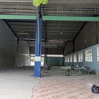 CHO THUÊ NHÀ KHO 370M2 ĐƯỜNG LÊ VĂN HIẾN GIÁ 17 TRIỆU