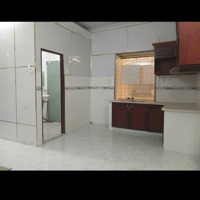 Căn Hộ Lầu 2, 3 Phòng Ngủ Phù Hợp Gia Đình Ở Quận Bình Thạnh
