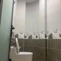 Gấp bán nhà Man Thiện nhỉnh 4tỷ 