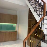 Gấp bán nhà Man Thiện nhỉnh 4tỷ 