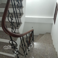 Phố Đội Nhân- Nhà Đẹp Ở Ngay - Phân Lô Quân Đội - Ô Tô Đỗ Cửa- 5 Tầng Dân Xây- Giá Bán 13.5 Tỷ