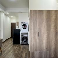 Cho Thuê Căn Hộ Ban Công, Máy Giặt Riêng ở Nguyễn Cửu Vân giáp Q1 ở Bình Thạnh
