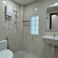 Cho Thuê Căn Hộ Ban Công, Máy Giặt Riêng ở Nguyễn Cửu Vân giáp Q1 ở Bình Thạnh