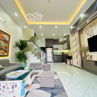 Chính Chủ Bán Gấp Nhà Phố Vĩnh Hưng, Giá Bán 5,8 Tỷ, 5 Tầng, 38M2, 4 Phòng Ngủ 4 Vs, Oto Đỗ Gần Nhà