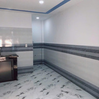Chủ Nhà Đag Bị Ngộp Nên Cần Bán Căn Nhà Đúc 1 Trệt, 1 Lầu Ngang 4 X 10
