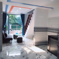 Chủ Nhà Đag Bị Ngộp Nên Cần Bán Căn Nhà Đúc 1 Trệt, 1 Lầu Ngang 4 X 10
