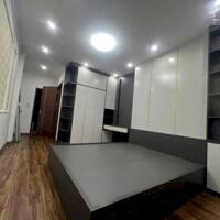 BÁN NHÀ LÔ GÓC ĐA SỸ – GẦN Ô TÔ – 2 MẶT THOÁNG XÂY MỚI 4,5 TẦNG