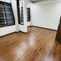 Bán Nhà Siêu Phẩm Đê La Thành - Ngõ Thông, 5 Tầng, Mặt Tiền 6M - Kinh Doanh Đỉnh, Chỉ 7.78 Tỷ