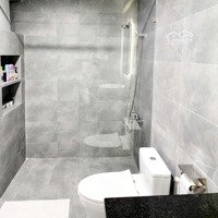 Cần Bán Ch Giai Việt Đ. Tạ Quang Bửu P5, Q8.Diện Tích150M2, 3 Phòng Ngủ 3 Vệ Sinh Giá Bán 5.5 Tỷ Sổ Hồng. Liên Hệ: 0866688444